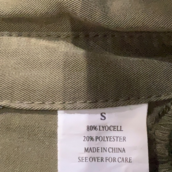 Per Se Khaki Sleeveless Romper - Picture 5 of 5